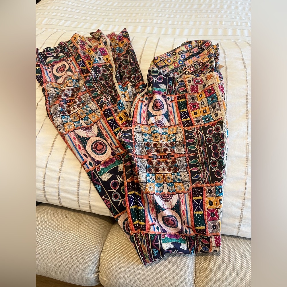 Niyama Sol Multicolor Embroidered Flare Pants - Color "Inca" - Picture 5 of 6